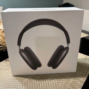 Apple AirPods Max with Smart Case